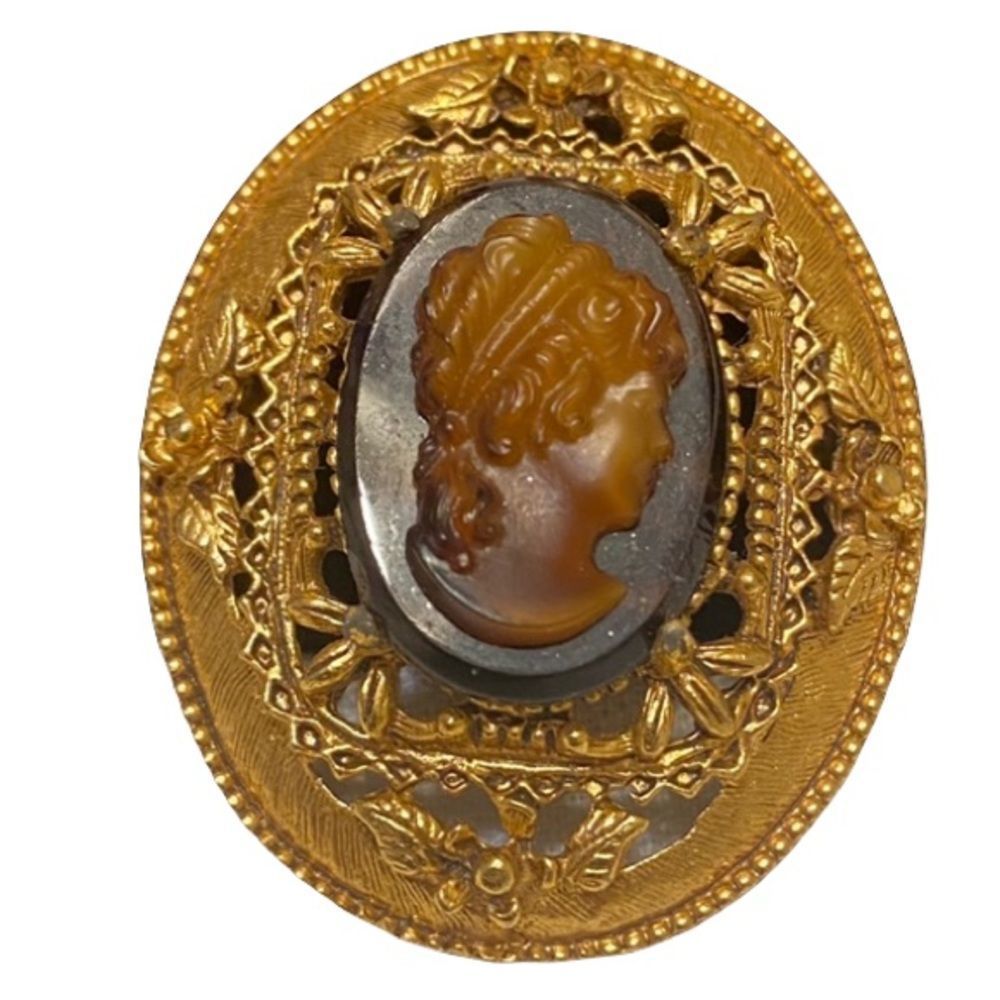 Vintage 1960’s Florenza Tortoise Shell Cameo Brooch Pendant